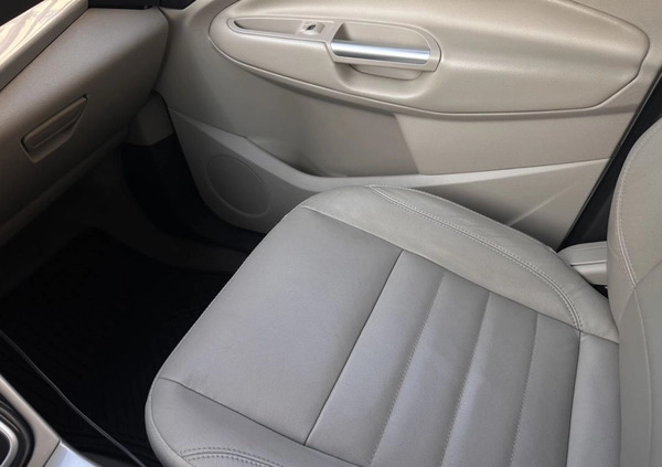 Ford C-MAX cena 38900 przebieg: 204000, rok produkcji 2012 z Poznań małe 92